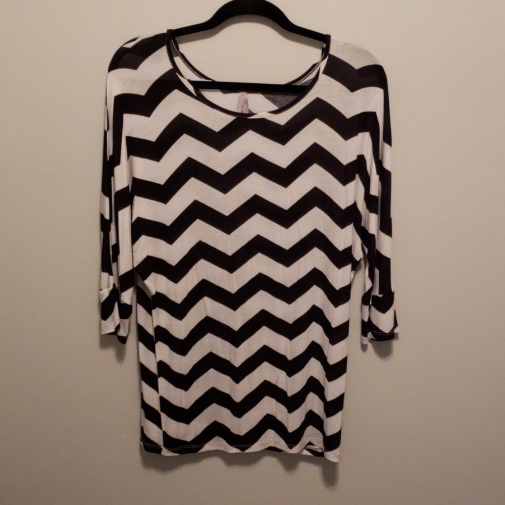 Vanity blouse size lg